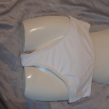 Nove ženske kupaće gaće brazilke