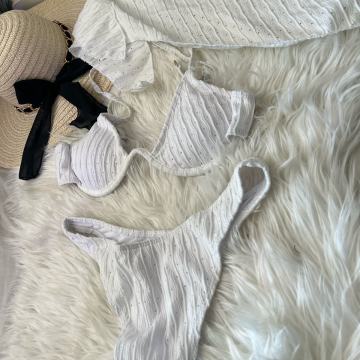 Zenski bijeli kupaci kostim