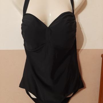 Ženski jednodjelni kupaći kostim