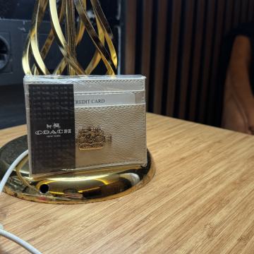Coach cardholder
