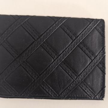 Crni kožni muški ili ženski novčanik - 12,5 x 10 cm