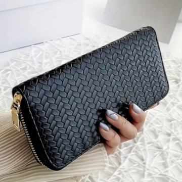 CRNI NOVČANIK - NOVO