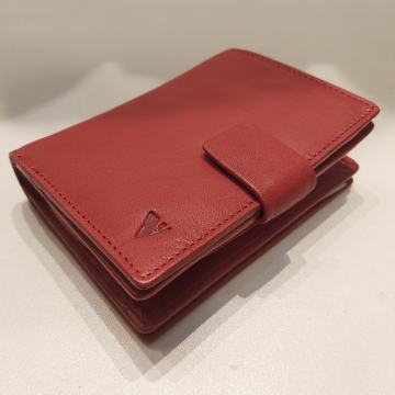 Crveni ženski kožni novčanik