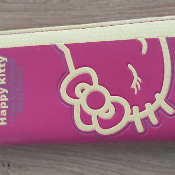 HELLO KITTY NOVČANIK