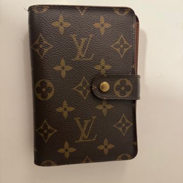 Louis vuitton novcanik