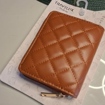 SMEĐI CAMEL NOVČANIK - NOVO