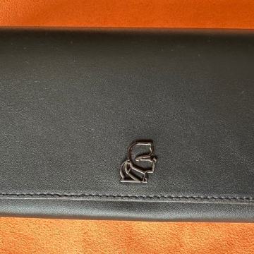 Prodajem novi novčanik Karl Lagerfeld