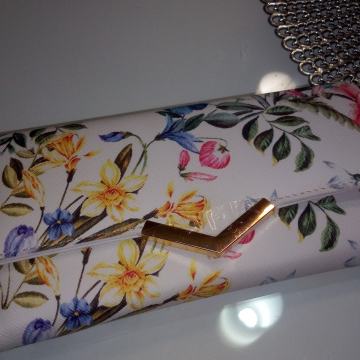 CVJETNI  NOVČANIK - NOVO