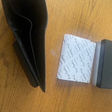 Ženski novčanik crni pierre cardin