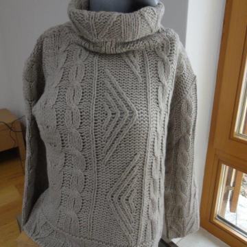 3 kom.kvalitetne deblje ženske dolčevite u kompletu, očuvano, lot br.1