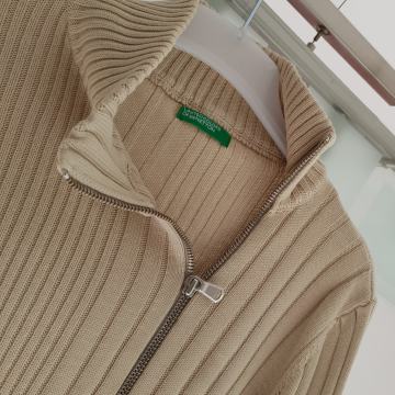 BENETTON BEŽ PULOVER