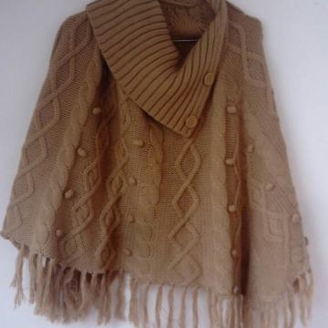 Bež pončo vesta dolčevita 38 NOVO C&A