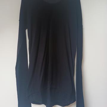 Crna vesta sa čipkom 38