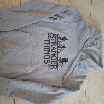 Hudica Stranger Things, vel. M