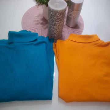 LOT 2 PULOVERA vel . 38/40 = 10 EUR