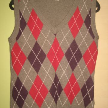 PULOVER VEL. M  NOVO