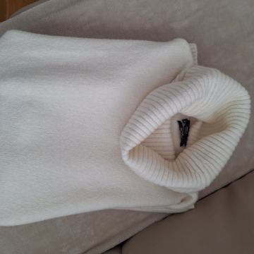 Mango pulover vel M/L