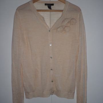 MANGO - ŽENSKA LAGANA VUNENA VESTA / MAJICA 36 S