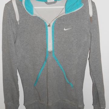 Nike dri fit vesta
