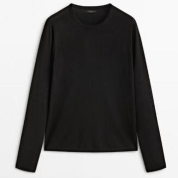 BENETON TOPLI ZIMSKI PULOVER VEL. 40