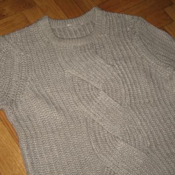 SIVI PULOVER VEL. M-L - NOVO