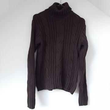 Smeđa dolčevita pletenice 36