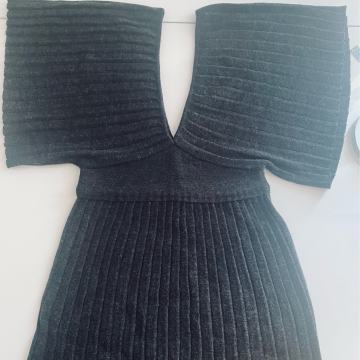 Tamno siva plise vesta