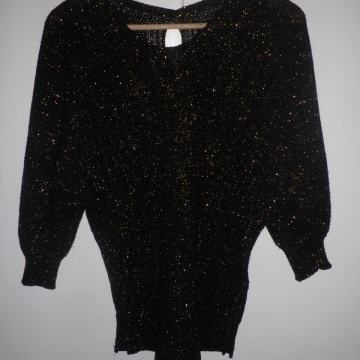 TOPLA ŽENSKA MAJICA / VESTA 38 - 40 M