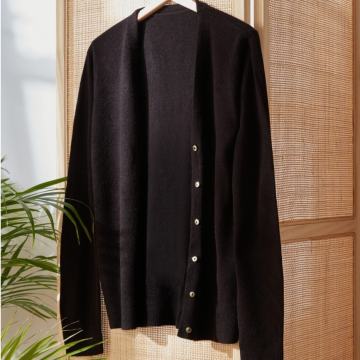 CRNA VESTA Vel. 36,38,40 - NOVO