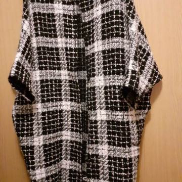 Vuneni lagani kardigan (pončo) s džepovima 38/40