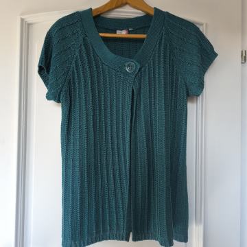 Vuneni štrikani zeleni pulover - prsluk bez rukava - OUTFIT br M - XL