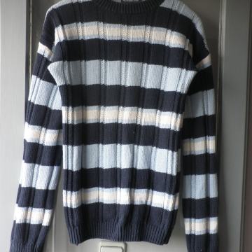 ŽENSKA TOPLA PAMUČNA MAJICA / VESTA 38 - 40 M