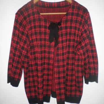 ŽENSKA TOPLA PAMUČNA VESTA / MAJICA 46 - 48 XL