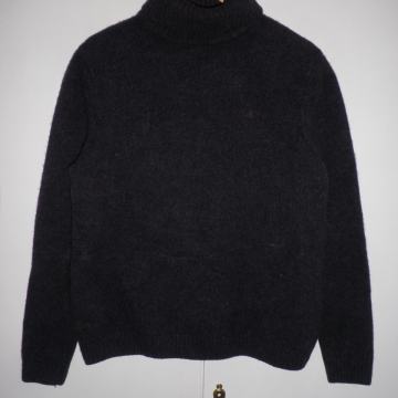 ŽENSKA TOPLA VUNENA VESTA / PULOVER 38 M