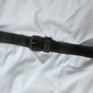 Diesel ženski remen prava koža zadnja rupa 84 cm