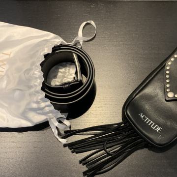 Twinset remen sa torbicom i zakovicama (račun)