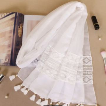 BIJELI ŠAL S VEZOM I ČIPKOM - NOVO