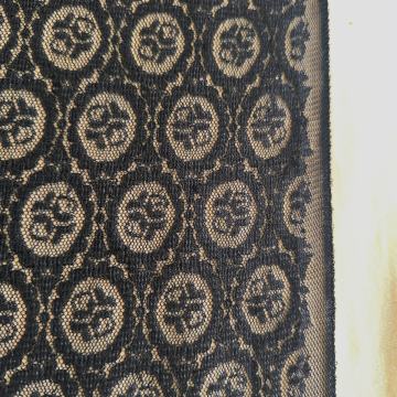 Komad crne čipke - šal - 97 x 27 cm