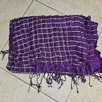 Ljubičasti šal - ženski