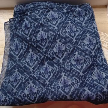 PLAVI PAMUČNI ŠAL - NOVO