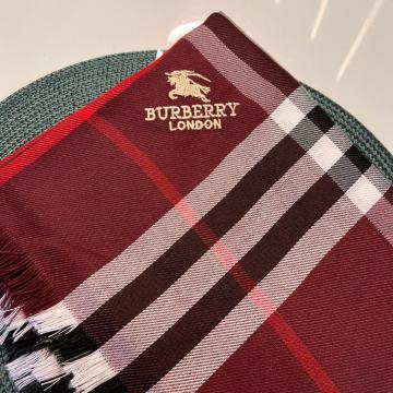 BURBERRY BORDO ŠAL  - NOVO