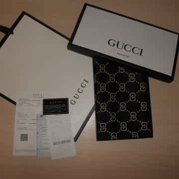 Ženski, muški šal Gucci