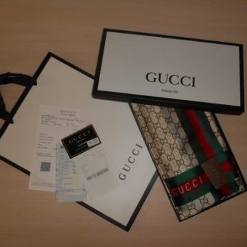 Ženski, muški  šal Gucci