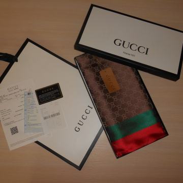 Ženski, muški  šal Gucci