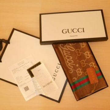 Ženski, muški  šal Gucci