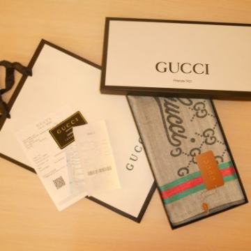 Ženski, muški  šal Gucci