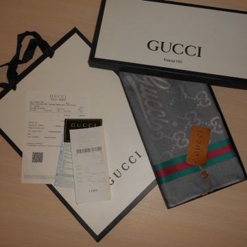 Ženski, muški  šal Gucci