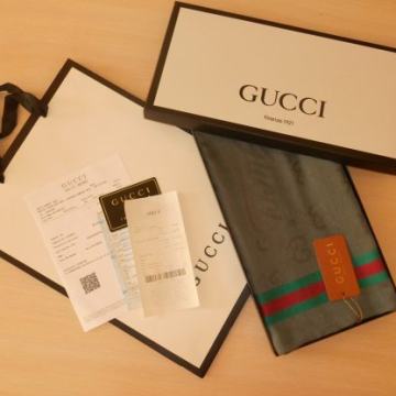 Ženski, muški  šal Gucci