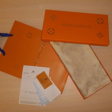 Ženski šal Louis Vuitton