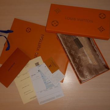 Ženski šal Louis Vuitton